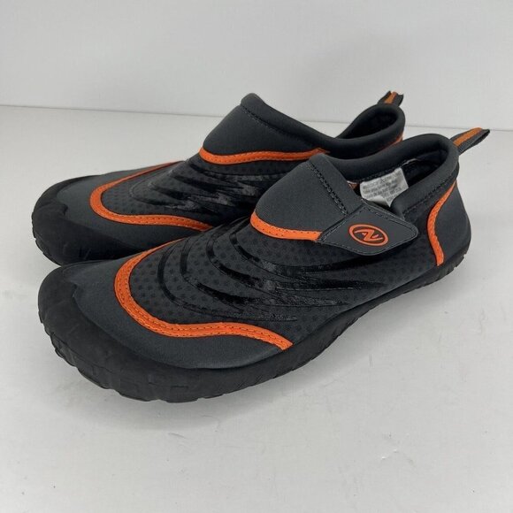 Athletic Works Gray Round Toe Aqua Socks Men's Size 7-8 Water Sport Shoes - Picture 1 of 9